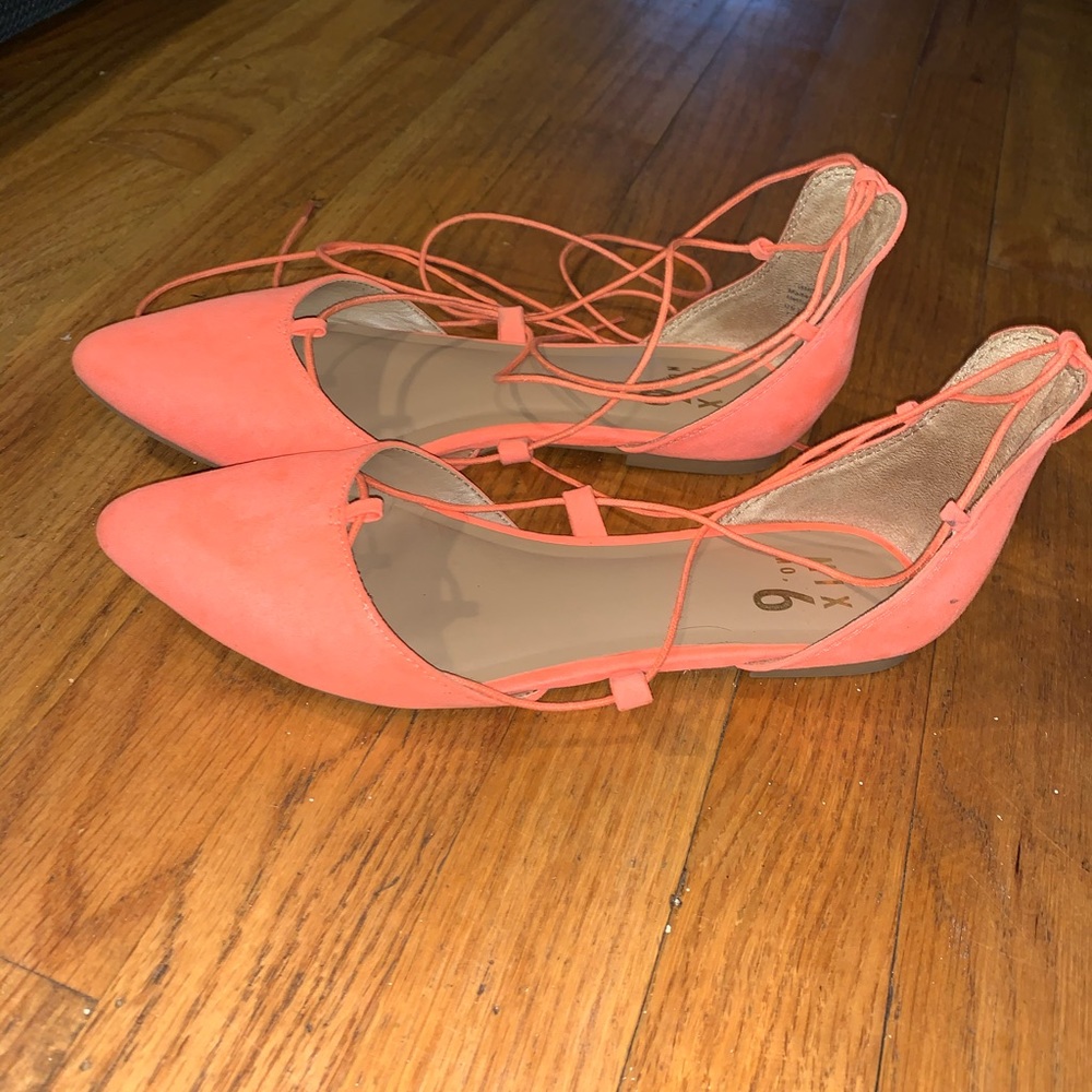 Neon flats - Picture 2 of 2